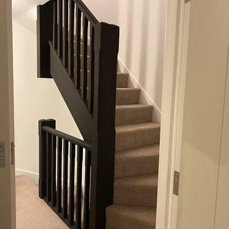 Beautiful 4-Bed House In Lincoln- Close To Centre Exterior foto