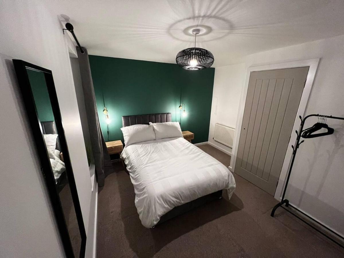 Beautiful 4-Bed House In Lincoln- Close To Centre Exterior foto