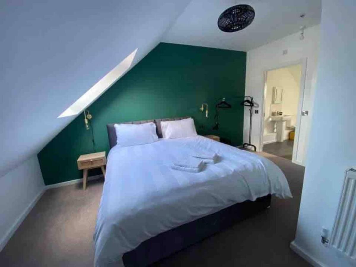 Beautiful 4-Bed House In Lincoln- Close To Centre Exterior foto