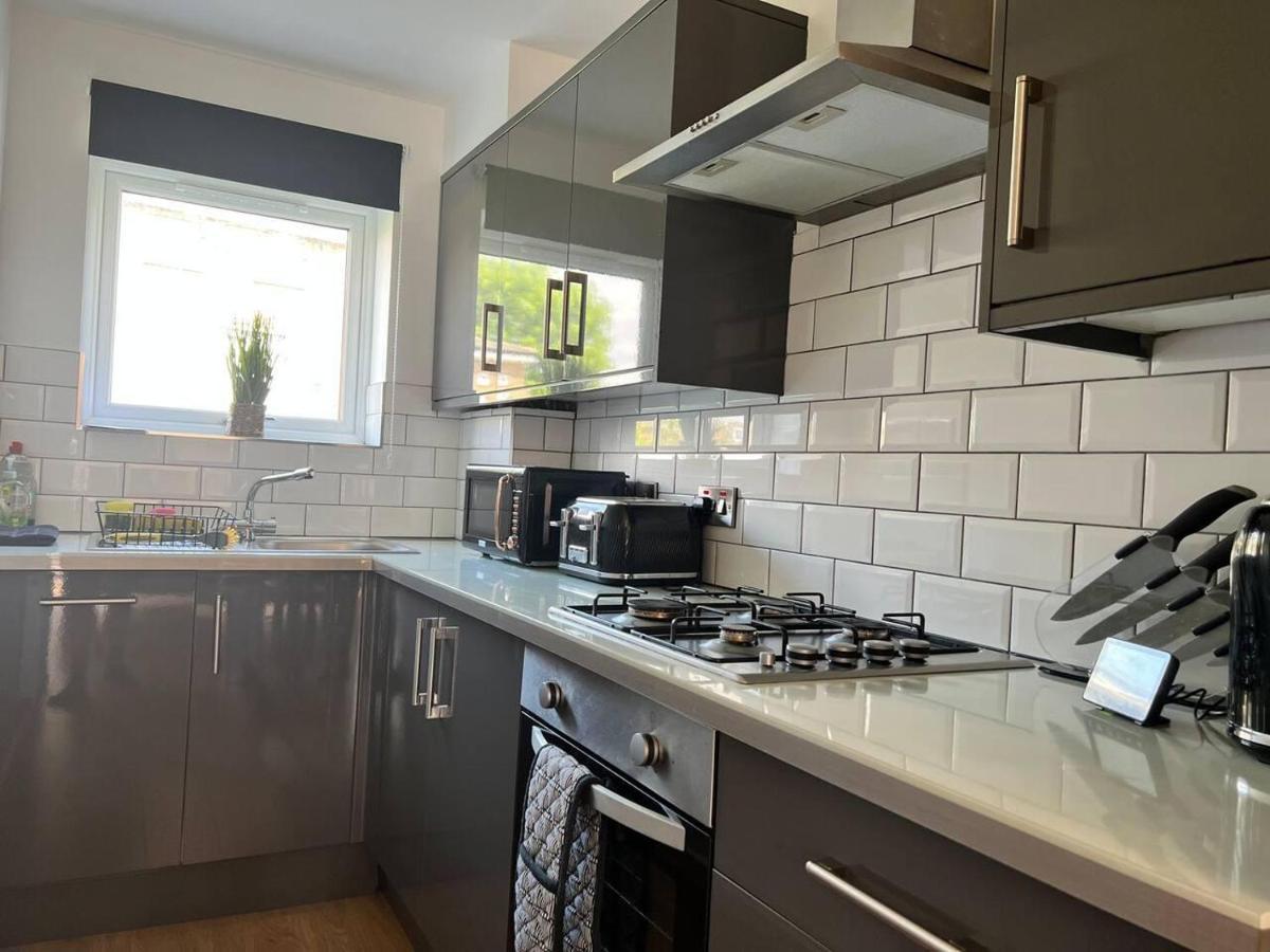 Beautiful 4-Bed House In Lincoln- Close To Centre Exterior foto