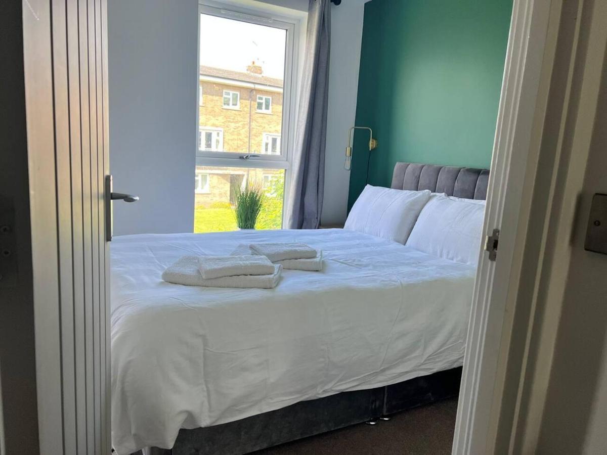 Beautiful 4-Bed House In Lincoln- Close To Centre Exterior foto